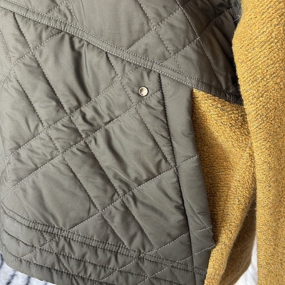 Prana yellow Glen Ivy pullover 1/4 zip quilted center two zip pockets fleece - Picture 9 of 16